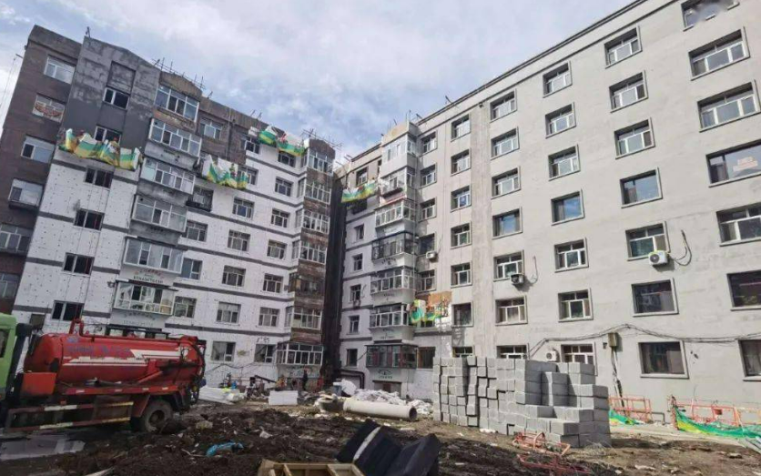 资阳人民医院新院区正式投入使用，老旧小区改造稳步推进